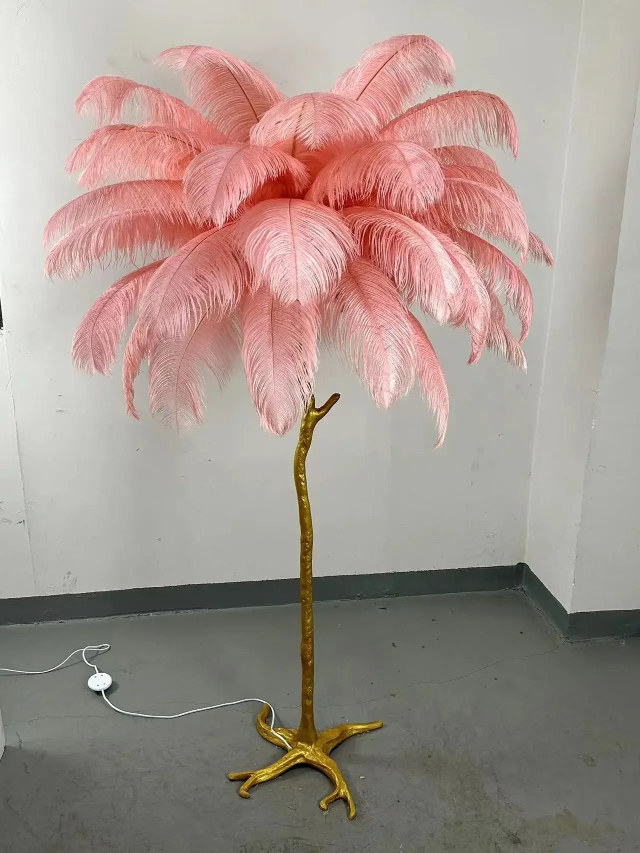 Luxury Modern White Pink Ostrich Feather Floor Lamp Home Corridor Party Stage Romantic Road Decoration E27 Light Bulb Fixture
