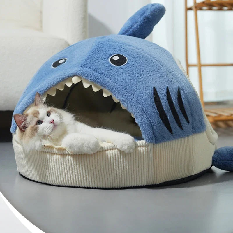 New Cartoon Shark Warm Cat Bed Pet Cave Bed Creative Indoor Pet Supplies Semi Enclosed Design Comfortable Soft in Winter Dog Bed