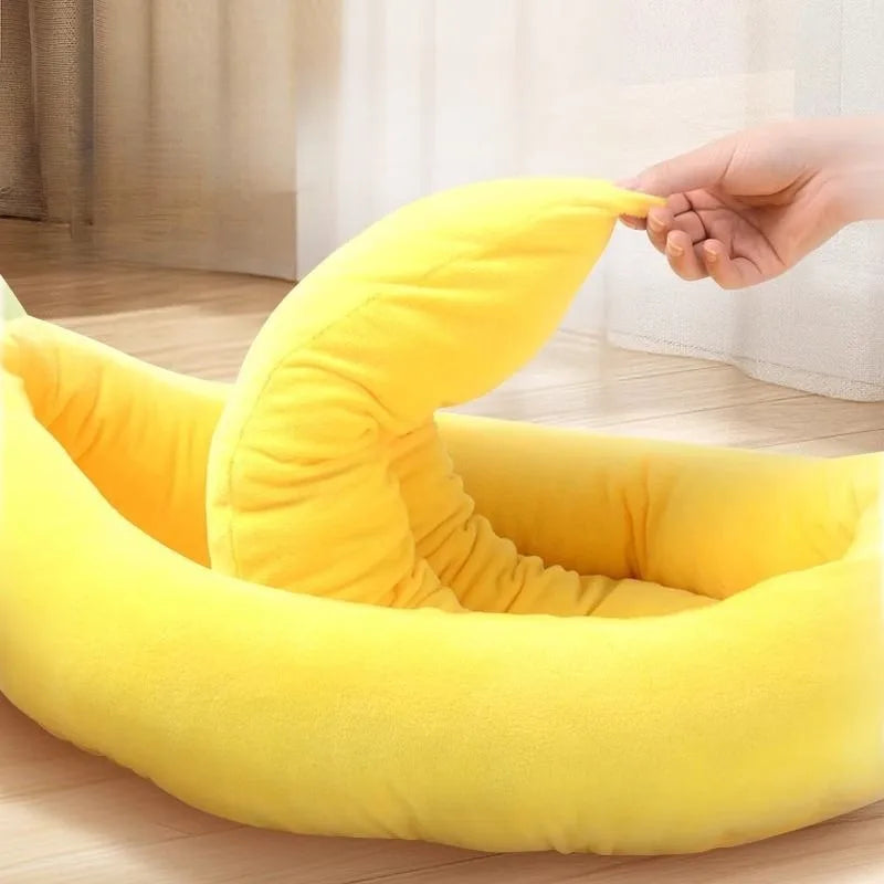 Thickened Banana Dog Nest Winter Warm Sleeping Kitten's Nest Detachable Cleaning Cat Bed Breathable and Comfortable Cat Beds
