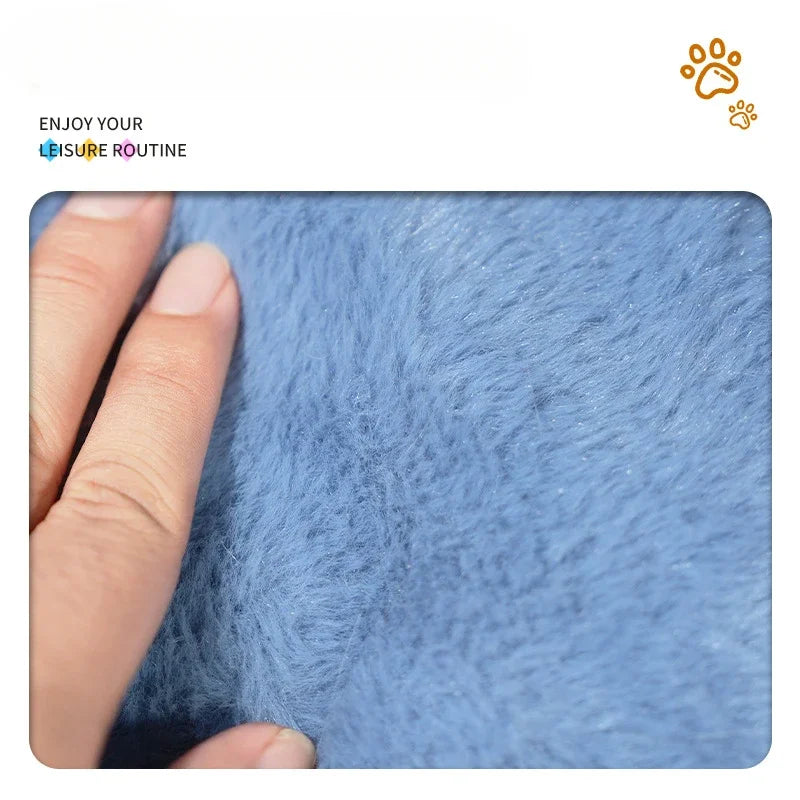 New Cartoon Shark Warm Cat Bed Pet Cave Bed Creative Indoor Pet Supplies Semi Enclosed Design Comfortable Soft in Winter Dog Bed